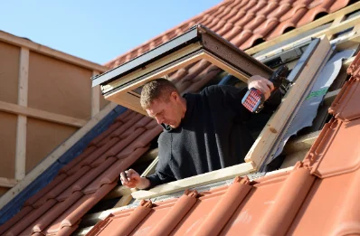 Pose de fenêtres de toit Velux à Saramon